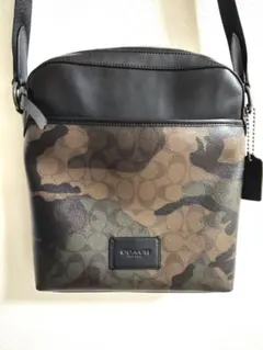 COACH カモフラージュ レザーショルダーバッグ