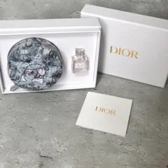 Dior アクセサリーケース ミニ香水 セット - メルカリ