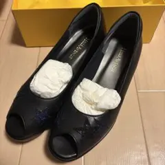 【新品】ヒルズアべニュー　星柄パンプス