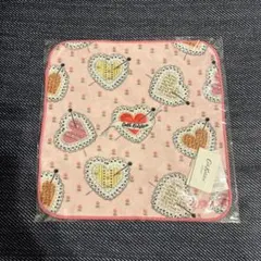 Cath Kidston の　ハート柄ハンカチ