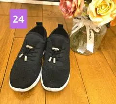 ラインストーン付き ブラック スニーカー 24cm　軽い！履きやすい！のサムネイル