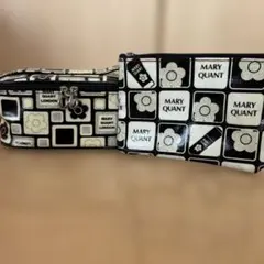 MARY QUANT モノクロポーチ 2点セット