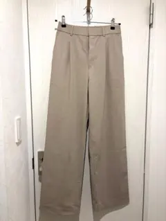 UNIQLO タックワイドパンツ　丈長め　31ベージュ　Mサイズ　467641