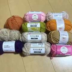 毛糸3点セットまとめ売り34個とオマケ