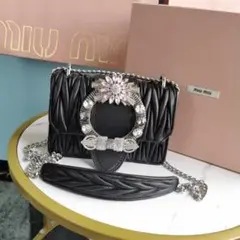 Miu Miu ブラックレザー ショルダーバッグ