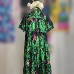 新品さらにOFF❤草原の動物たち4段ティアードロングワンピース9467