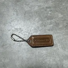 COACH ロゴチャーム タグ ㊽ ブラウン