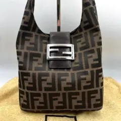美品★フェンディ　ズッカ柄　マンマバケット　ショルダーバッグ　ワンショルダー