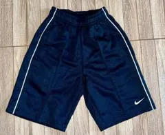 Nike ネイビーショートパンツ 130 (XS)