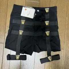新品未使用 ガーターストラップ 黒ショートパンツ