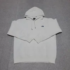 最終価格お値下げ❌➡️ノースフェイス×白×ロゴ刺繍青×パーカーM