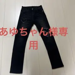 アンドラブ　ハート刺繍 ブラックデニムパンツ