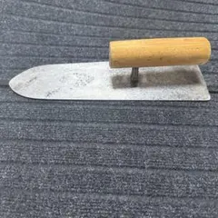 左官 鏝 左官道具 二ツ井戸 押さえ鏝 源 則正 古鏝 180mm - メルカリ