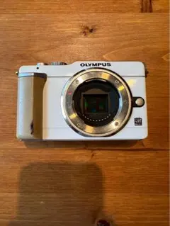OLYMPUS ミラーレス一眼カメラ 本体のサムネイル