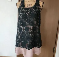 【値下げ】INGRID 花柄レース ノースリーブ チュニックのサムネイル