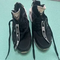 NIKE Air Huarache ブラック/ホワイト