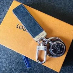 LOUIS VUITTON ルイヴィトン ポルトクレ ネオLVクラブ タイガ - メルカリ