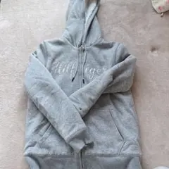 トミーヒルフィガー　パーカー　グレージップアップパーカー スウェット