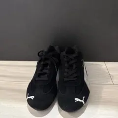 PUMA スピードキャット　スエード スニーカー ブラックのサムネイル