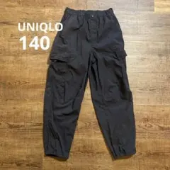 UNIQLO カーゴパンツ　ブラック　140