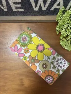 《完成品です✨️》♡パステルカラーの花柄♡スマート長財布