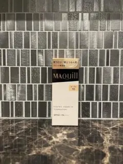 MAQuill エッセンスリキッドEXファンデーション　オークル10