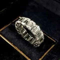 2025年最新】プラチナ ダイヤモンド エメラルド エタニティ リングの  