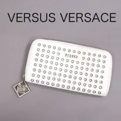 H8493P◾️ヴェルサス ヴェルサーチ ラウンドファスナー長財布 - メルカリ