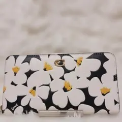 【未使用】COACH コーチ アコーディオン ジップウォレット フローラル長財布
