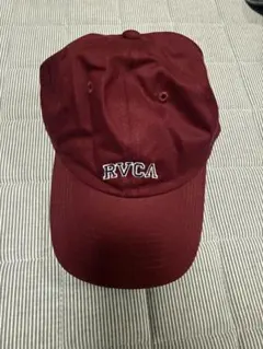 RVCA バーガンディ キャップ