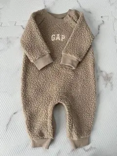 GAP もこもこ ベージュ フリースロンパース