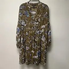 BCBGMAXAZRIAオリーブグリーン 花柄 長袖ワンピースXXS