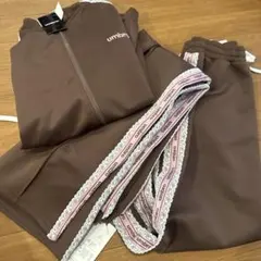 完売品　しまむら　umbro ブラウン セットアップ　3点セット160