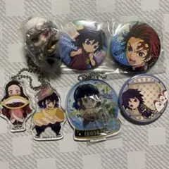 鬼滅の刃　缶バッジ　アクリルキーホルダー　マスコット　ローソン　まとめ
