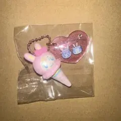 メゾピアノ　サンリオ　シークレットチャーム　ベリエちゃん　ハローキティ