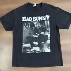 ⑬ BAD BUNNY Tシャツ バッドバニー　黒　半袖　ラッパー