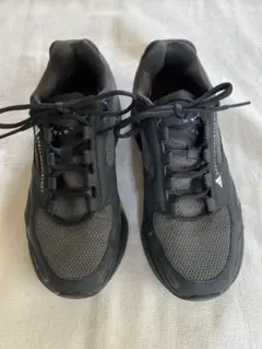 アディダス　ステラマッカートニー　スニーカー