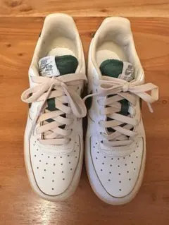 NIKE AIR FORCE 1 クリーム×グリーン