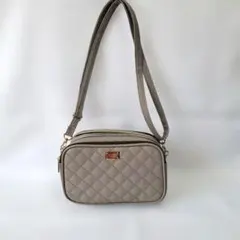 グレー ジュ キルティング ショルダーバッグ