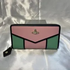 新品 Vivienne Westwood ピンクとグリーン 黒内装 珍しいお財布