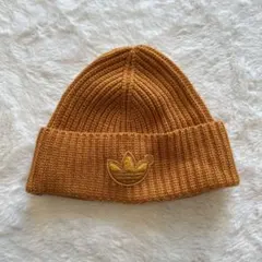 adidas オレンジ ニット帽 ビーニー