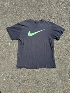 Nike 00s ビッグスウォッシュ ロゴ tシャツ ストリート 短丈 Y2K