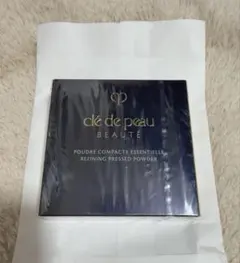 新品未開封品　クレドポーボーテ　プードルコンパクトエサンシエル n 本体