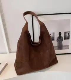 ブラウン ショルダーバッグ スエード風