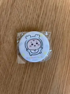 ちいかわbaby カニちゃん缶バッチ　古本屋