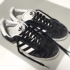 adidas GAZELLE 23cm スニーカー ブラック/ホワイト