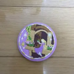 塔の上のラプンツェル 刺繍缶バッジ - メルカリ