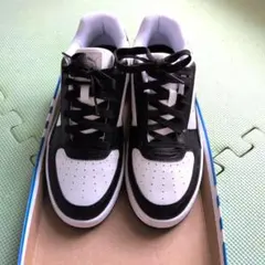 PUMA スニーカー ホワイト ブラック　グリーンライン　箱無し