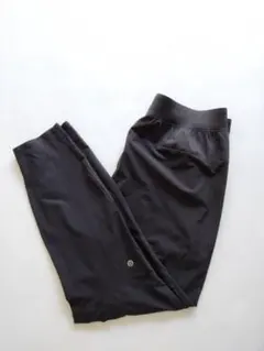 lululemon In Mind パンツ ASIA FIT 黒 M ルルレモンのサムネイル