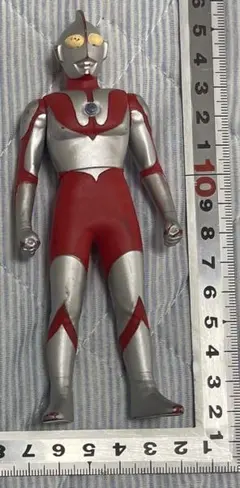【中古人気　ウルトラマン ソフビ フィギュア】のサムネイル
